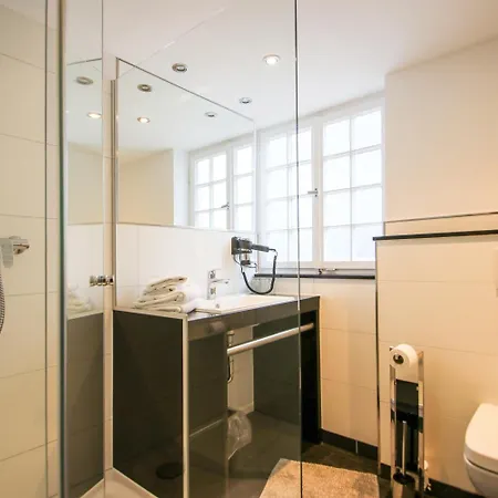 Hotel Zur Alten Krone 3*