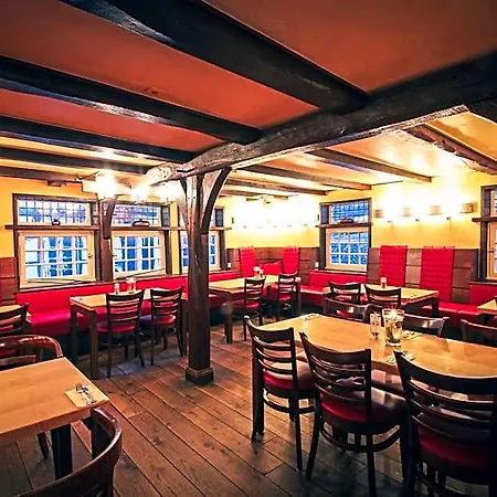 Zur Alten Krone Hotel