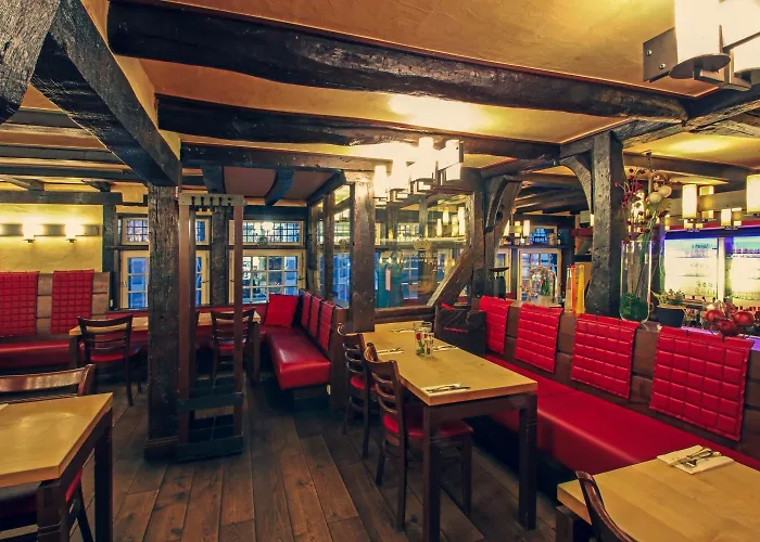 Hotel Zur Alten Krone 3*