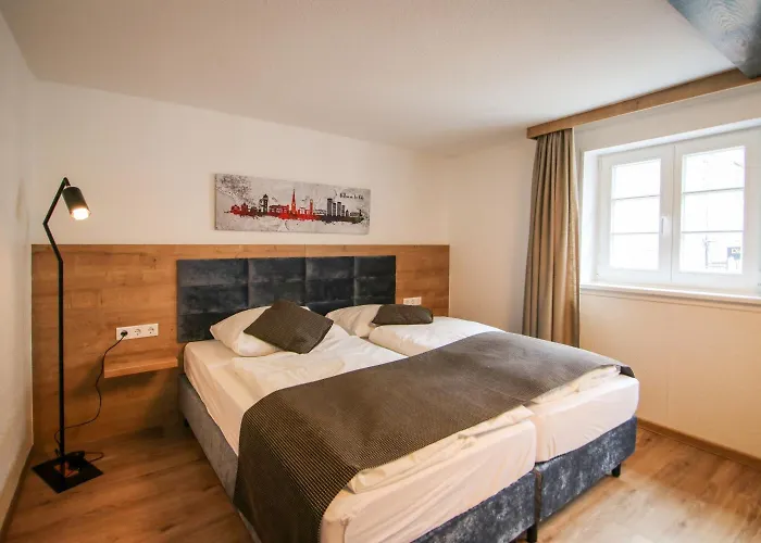 Zur Alten Krone Hotel 3*